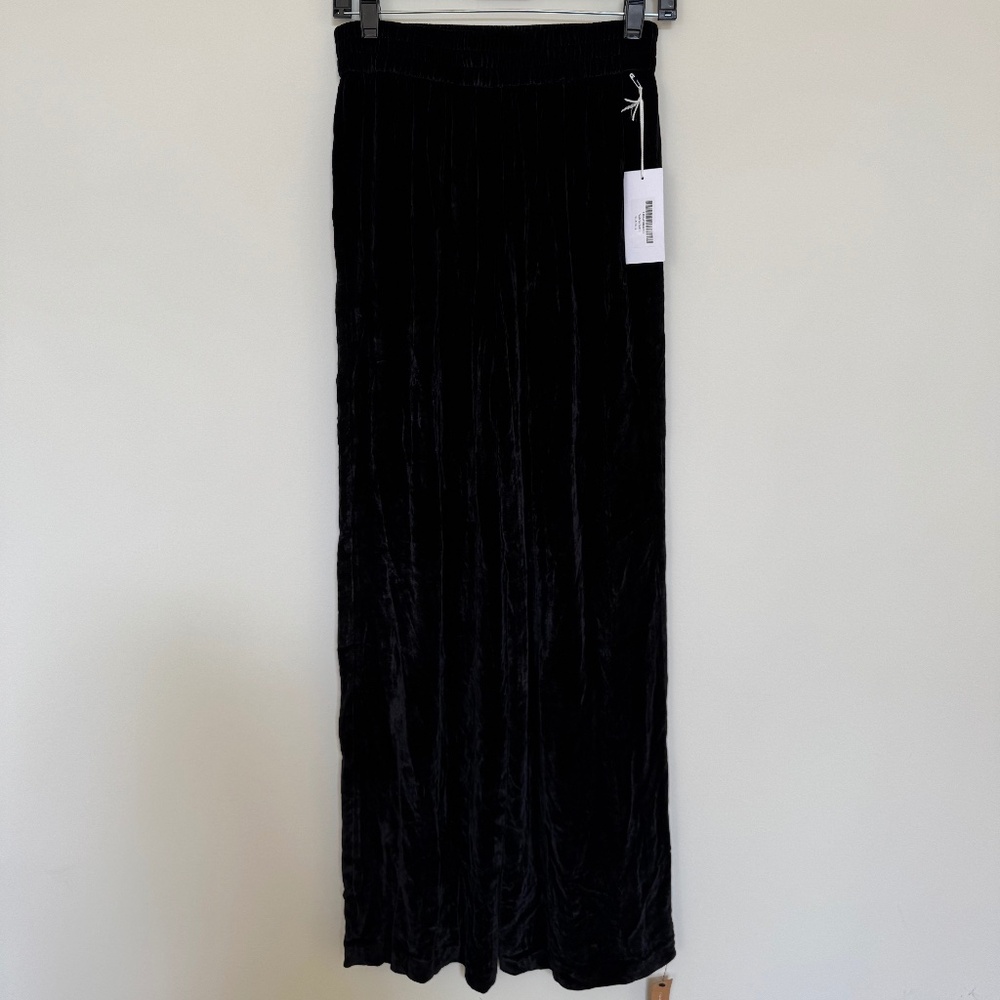 Reformation Vanya Pant - Black Velvet - Size 2 - NWT